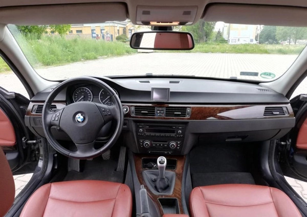 BMW Seria 3 cena 25700 przebieg: 225000, rok produkcji 2009 z Łódź małe 137